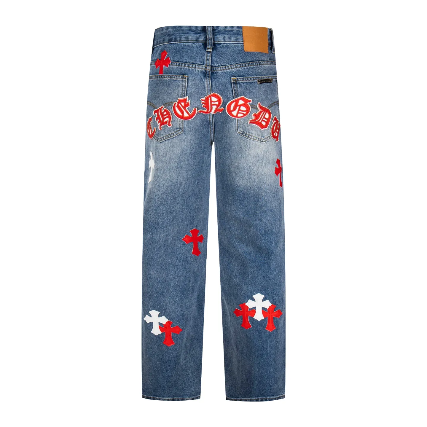 P260 Chrome Hearts Light Blue Pants Sanskrit Red and White Leather Jeans CH jeans need to be washed and then dismantled and hand-stitched with sheepskin cross leather and then spliced ​​together. The whole piece has too many craftsmanship to explain. The patchwork cross pattern is embellished, and the high-waisted washed jeans! ! Absolutely high-end luxury products, god-level single products and super popular products, made with top heavy industry, a must-see magic weapon. Customized hardware. The fabric is thick and soft after washing. It has good breathability. Customized small leather label. Unique design. The details are simple and elegant, and the workmanship is exquisite. The entire trousers are neatly routed and the details are in place! It’s so cool that both men and women can easily control the genderless trend! Style number: 1802# Color: blue Size: 28 30 32 34